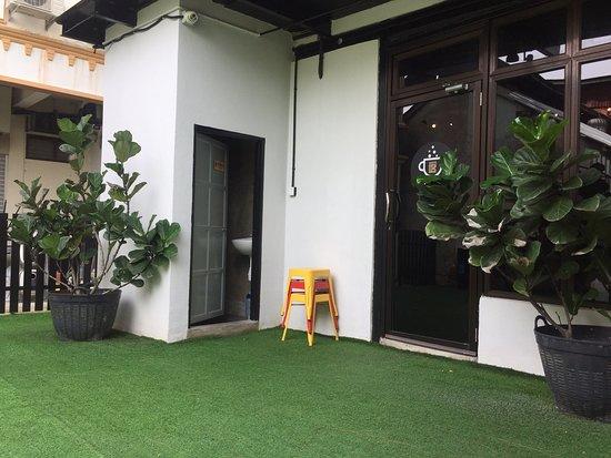 Suite 18 Hidden Cafe